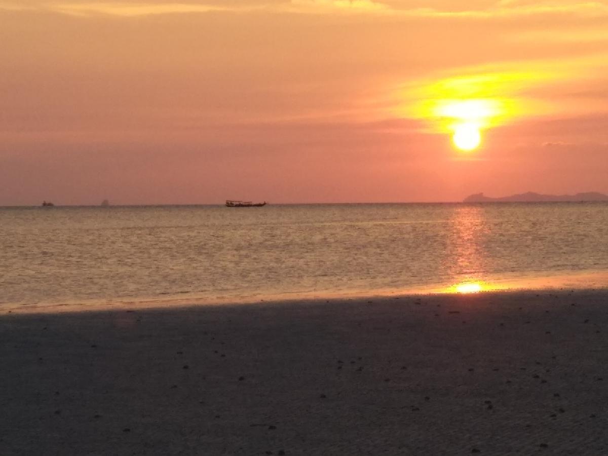 Beach House Taling Ngam  Ngoại thất bức ảnh